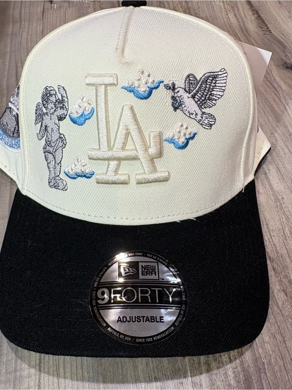 New Era 9FORTY Los Angeles Dodgers "Heavenly City" SnapBack Cap NWT